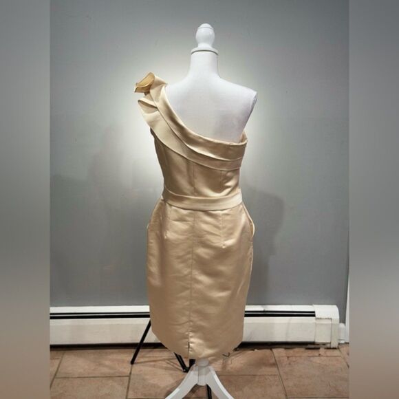 CLEARANCE! Cream Bari Jay One Shoulder Sheath Gown Size 12 EUC - Picture 2 of 5